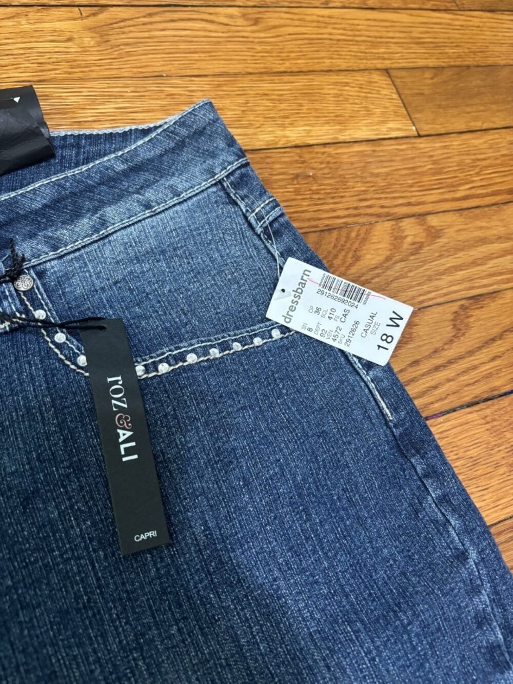 Roz & Ali Dressbarn Womens Capri Jeans Plus Sz 18W Blue Stretch Denim Pants NWT - Picture 3 of 9